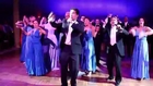 Bride gets a surprise Broadway dance at her wedding