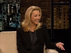 Lisa Kudrow Talks 